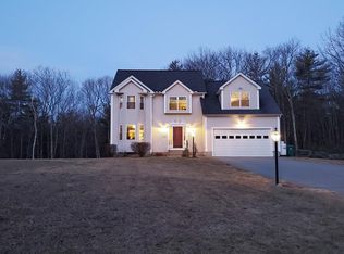 301 Billings Rd, Fitchburg, MA 01420