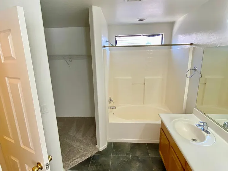 12537 W Redfield Rd — Photo 19