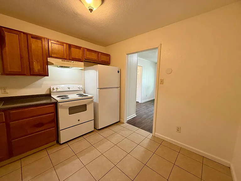 3705 Griffin St — Photo 6