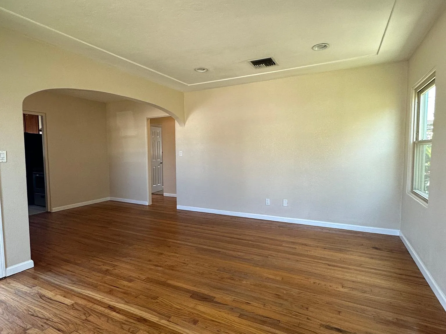 2 bed, 782 sqft, $2,800 — Photo 4