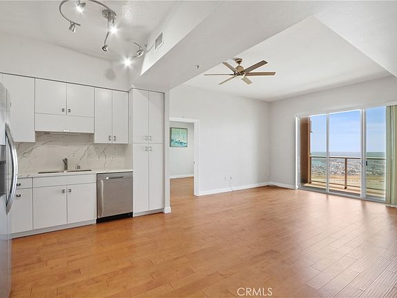 2nd image of 488 E Ocean Blvd Unit 1210