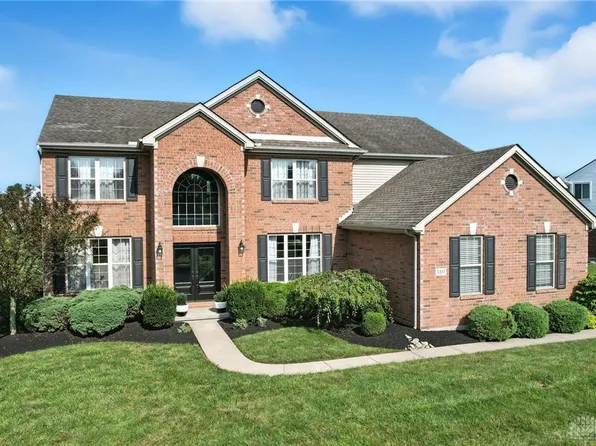 5517 Creekside Meadows Dr, Hamilton, OH 45011
