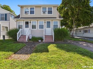 Hartford Avenue Condominiums (30), Old Lyme, CT 06371