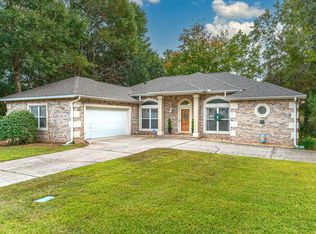 4571 Pfitzer Cir, Crestview, FL 32536