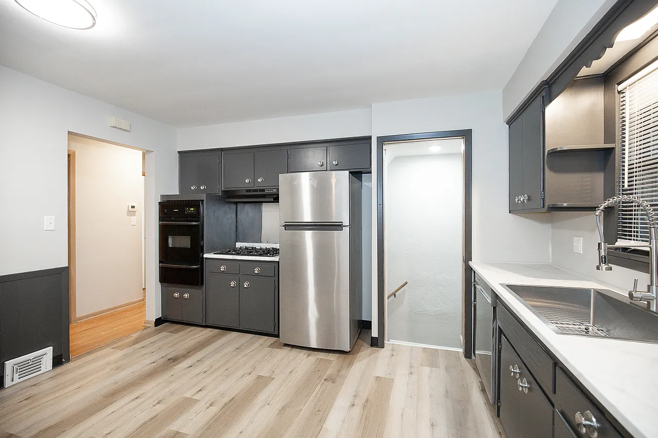 4365 Adrian Rd South Euclid — Photo 4