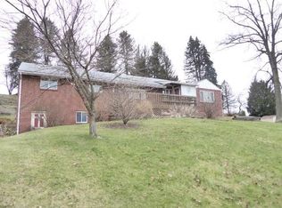 6567 Old Route 8 N, Valencia, PA 16059