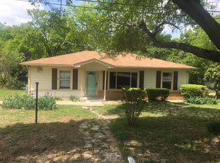 203 Lyndalyn St, Desoto, TX 75115
