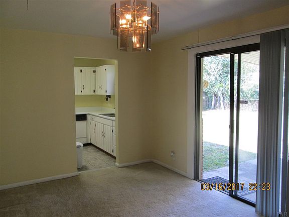 4th image of 1007 Edison Dr