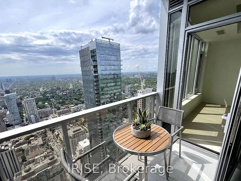 11 Yorkville Ave #5001 — Photo 12