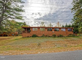 111 Algonquin Dr, Wells, NY 12190