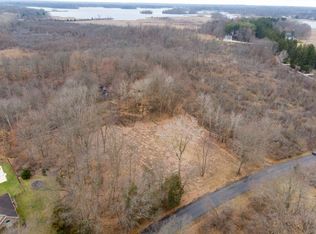 Peninsula Dr UNIT 3, Jackson, MI 49201