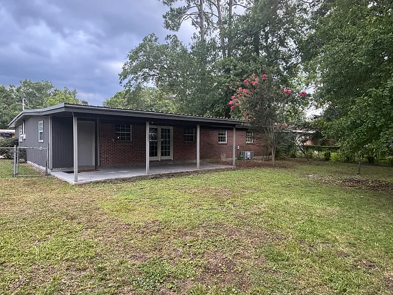 171 Stafford Ave — Photo 12
