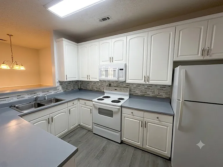 100 Kensington Blvd #1101 — Photo 21