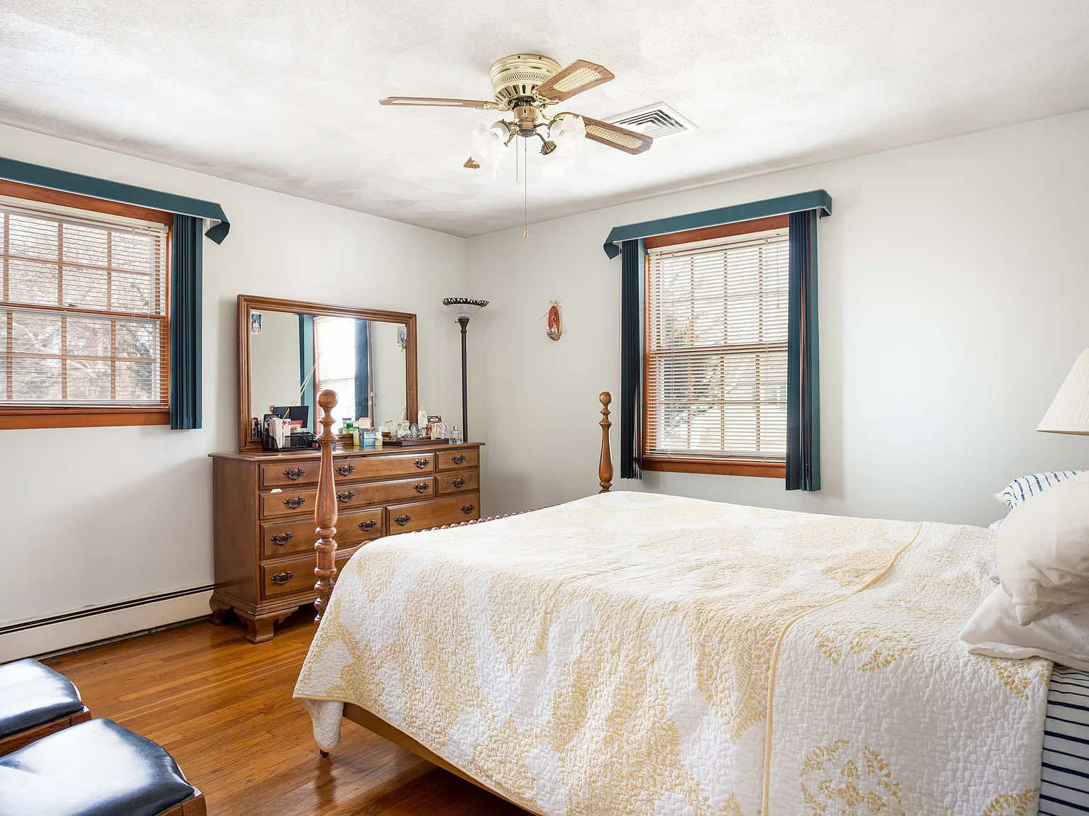 19 Cornell Rd — Photo 2