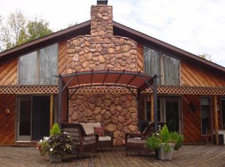 1722 N Kaiser Tower Rd, Pinconning, MI 48650