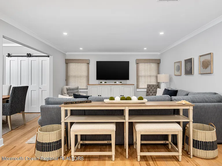 212 Helm Rd — Photo 12