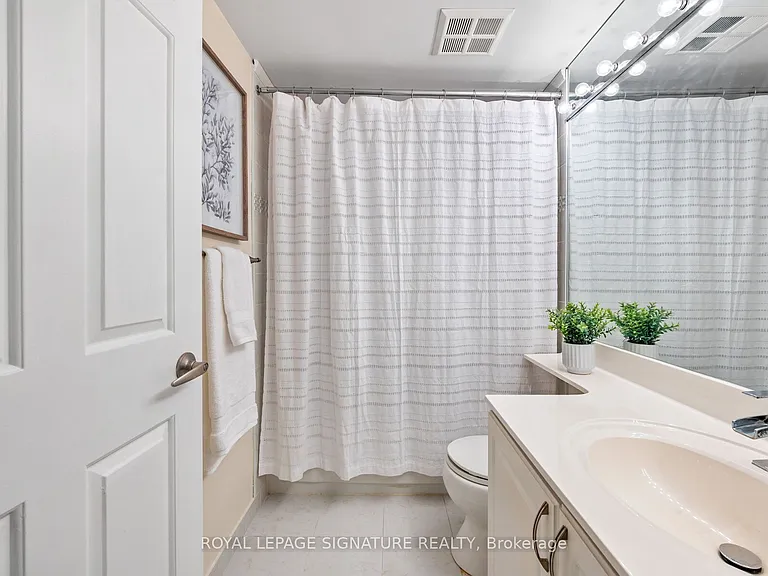 1210 Don Mills Rd #324 — Photo 14