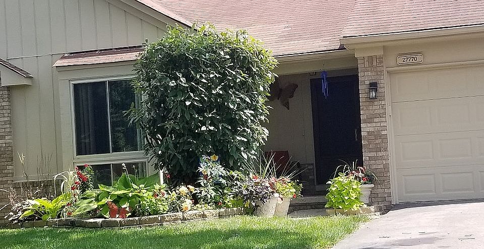 2nd image of 27770 Evergreen Rd Unit 10-1