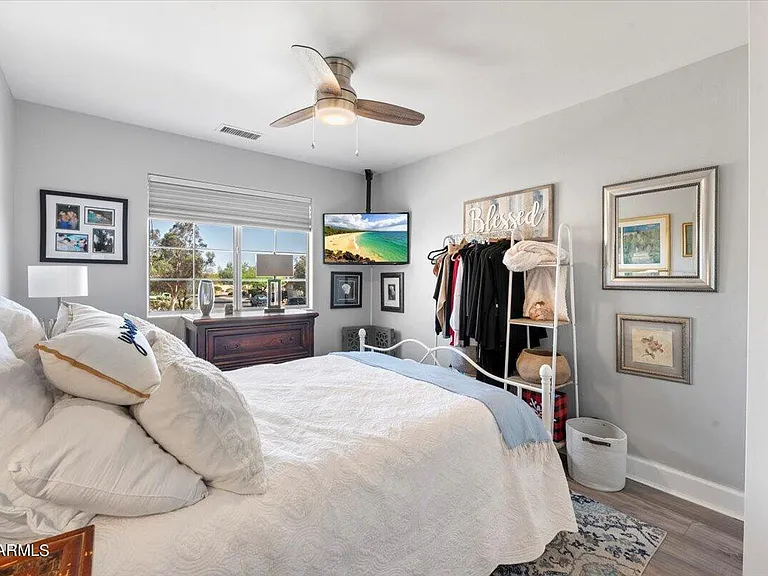 4304 E Milton Dr — Photo 17