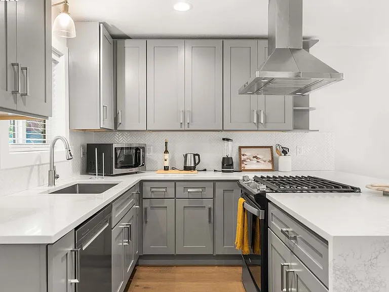 514 SE 42nd Ave #A — Photo 7
