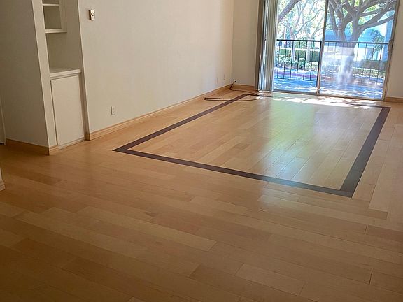 2nd image of 533 Ashland Ave APT 101