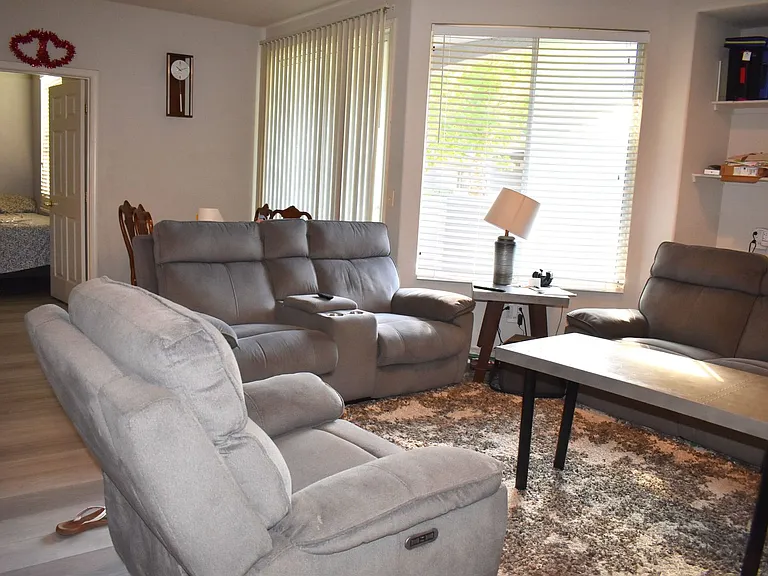 5201 Laguna Oaks Dr #127 — Photo 2