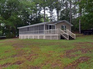 1841 Lakeshore Rd, Camden, SC 29020