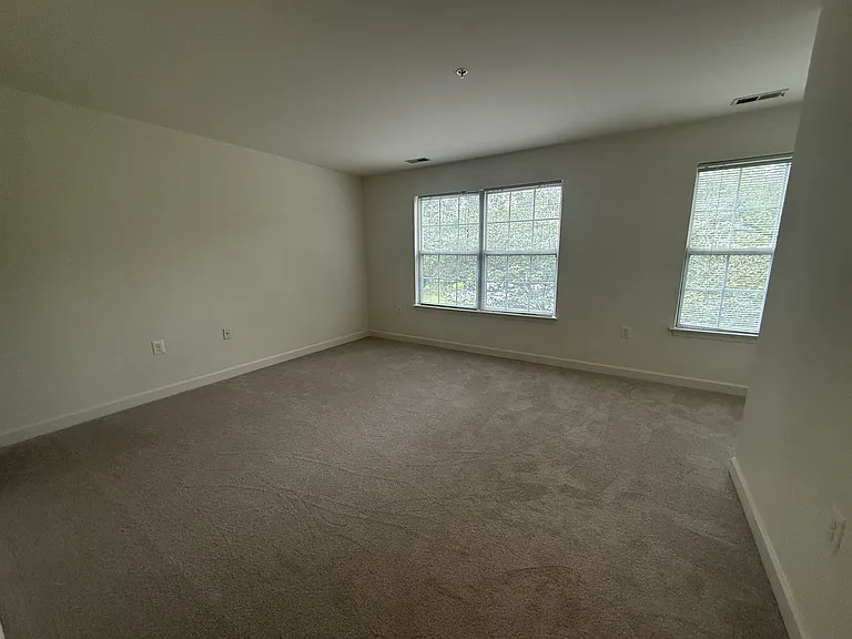 6152 Baldridge Cir — Photo 9