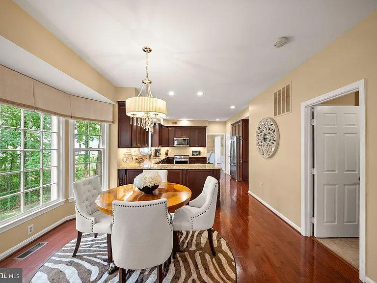 5667 Lonesome Dove Ct — Photo 30