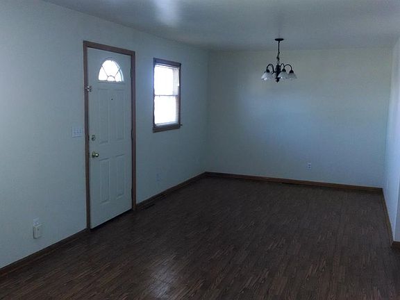 3rd image of 98 Joliet St