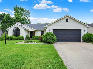 572 E Quail Ridge Dr, Westfield, IN 46074