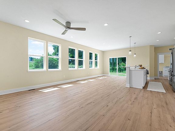 5th image of 7559 E Meadows Dr #52