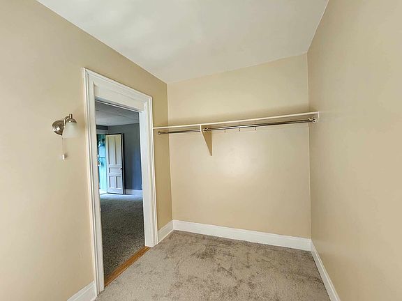 5th image of 196 Adam St Floor 1