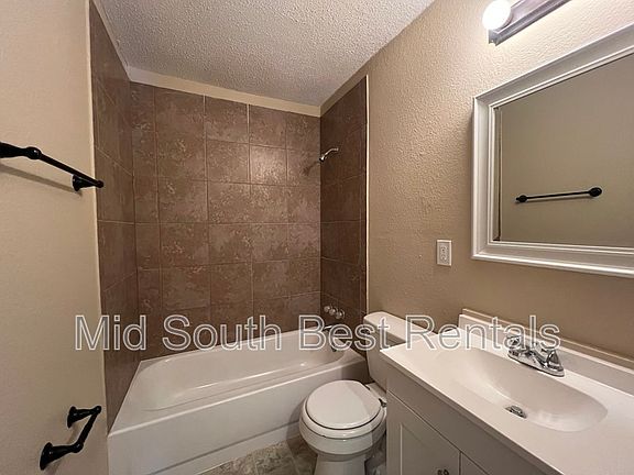 5th image of 3446 Madewell St