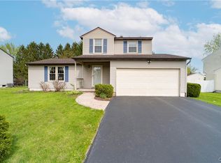 4037 Plum Yew Cir, Liverpool, NY 13090