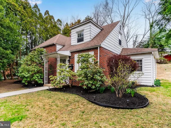 3160 Brookwood St, Harrisburg, PA 17111