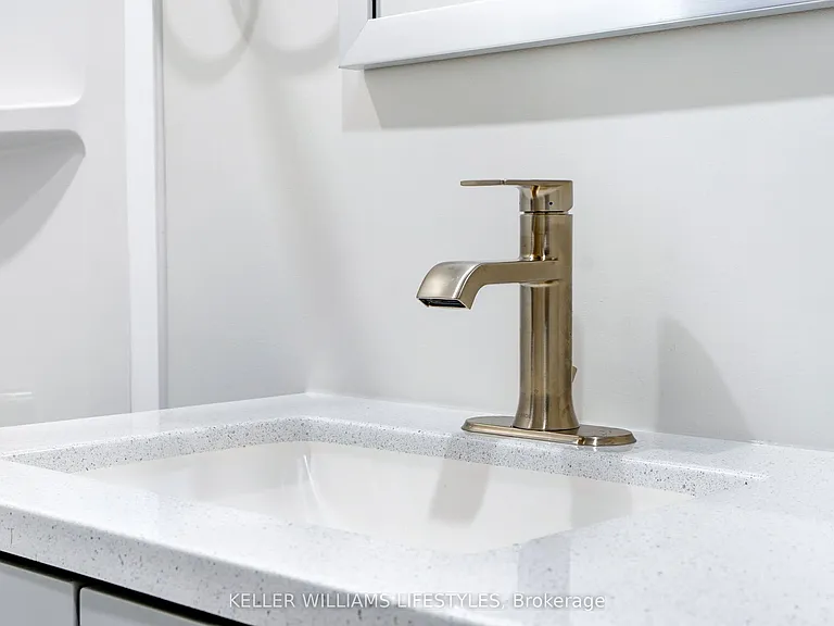 537 Talbot St #4 — Photo 29