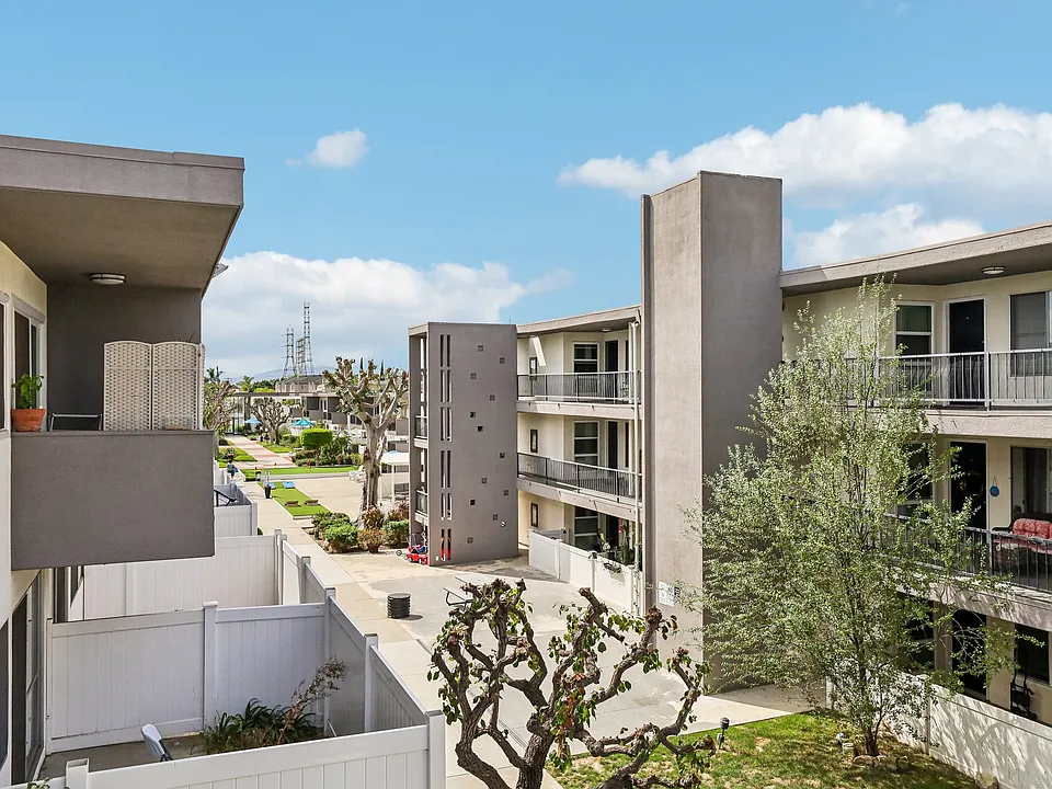 Torrance Gardens