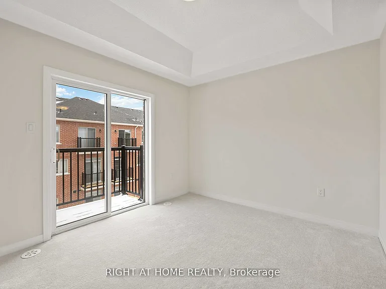 31 Sissons Way — Photo 23