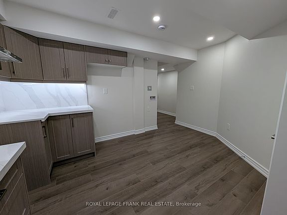 4th image of 41 Morley Cres #Basement