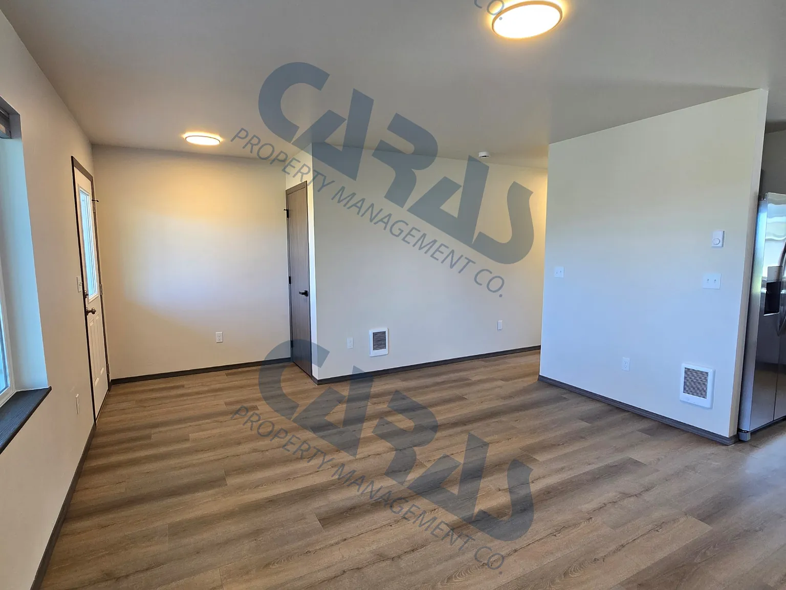 3 bed, 2.5 bath, $1,750 — Photo 2