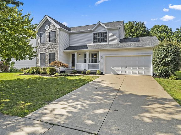 2nd image of 867 Wallace Dr