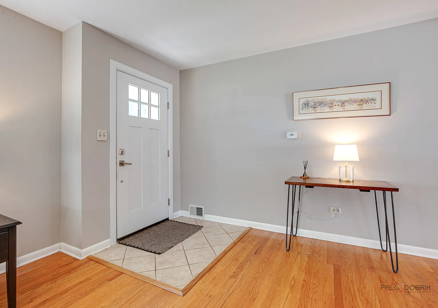 3 bed, 1.5 bath, 1241 sqft, $3,200 — Photo 4