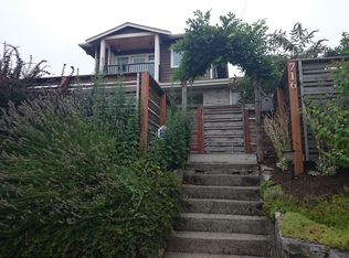 716 N 73rd St, Seattle, WA 98103