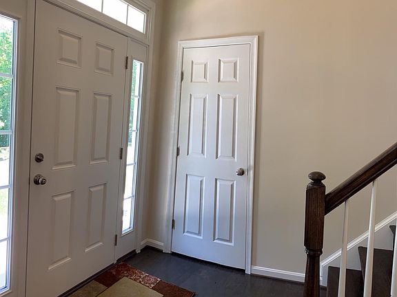 5th image of 429 Butternut Dr