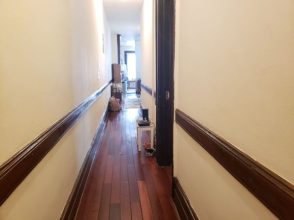 4th image of 215 W 106th St APT 5W