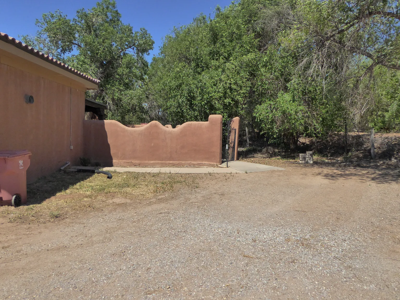 1 bed, 600 sqft, $1,300 — Photo 3
