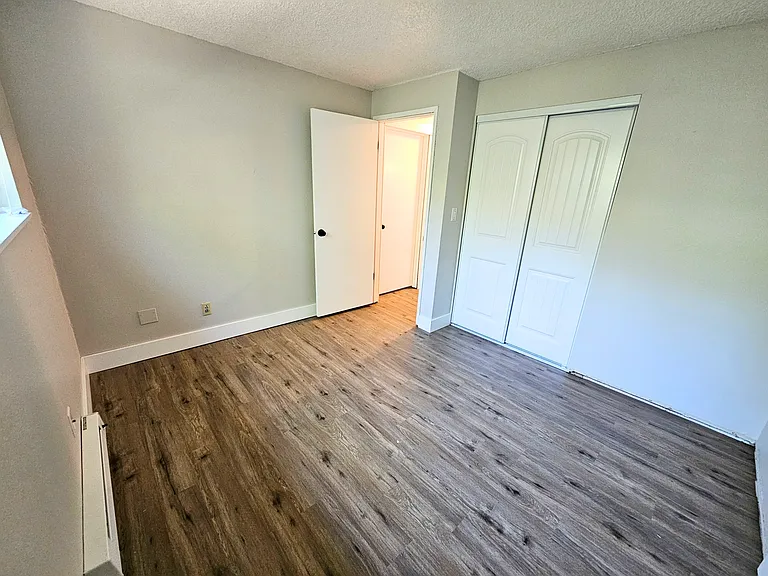 18616 Midhill Cir — Photo 13