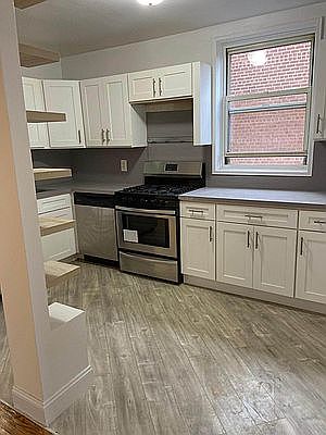 3rd image of 41-10 Bowne St APT 6S