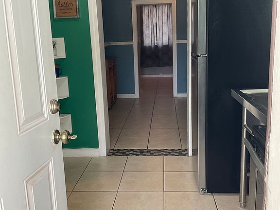 3rd image of 1513 W Rio Vista Ave Unit B
